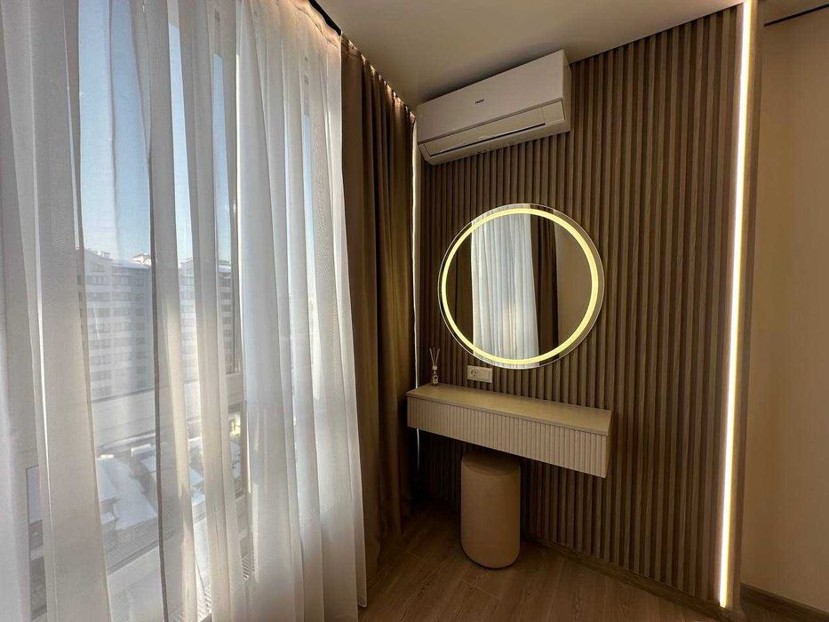 Продаж 2 к квартири в центрі міста