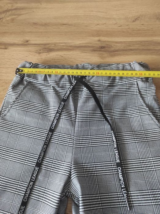 Garnitur damski na komunię i inne okazje .