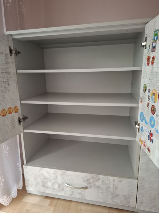 Meble dziecięce 1 szafka