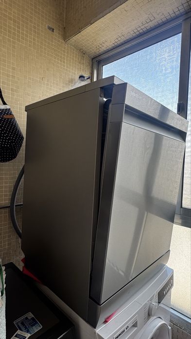 Samsung Series 11 DW60A8060FS Wifi Connected
