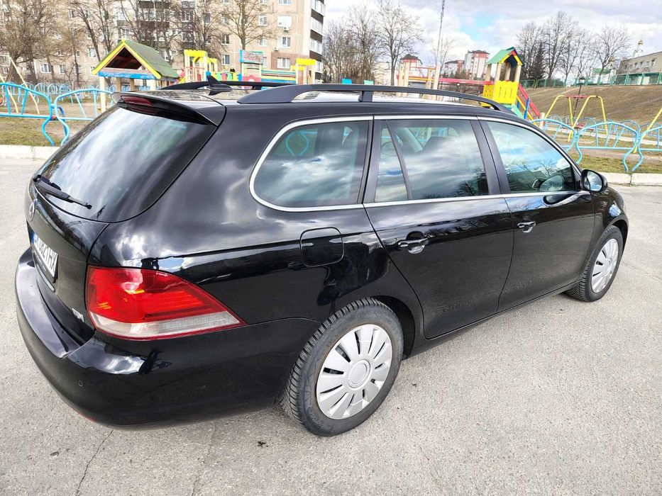 VW Golf VI  1,6tdi у дуже гарному стані