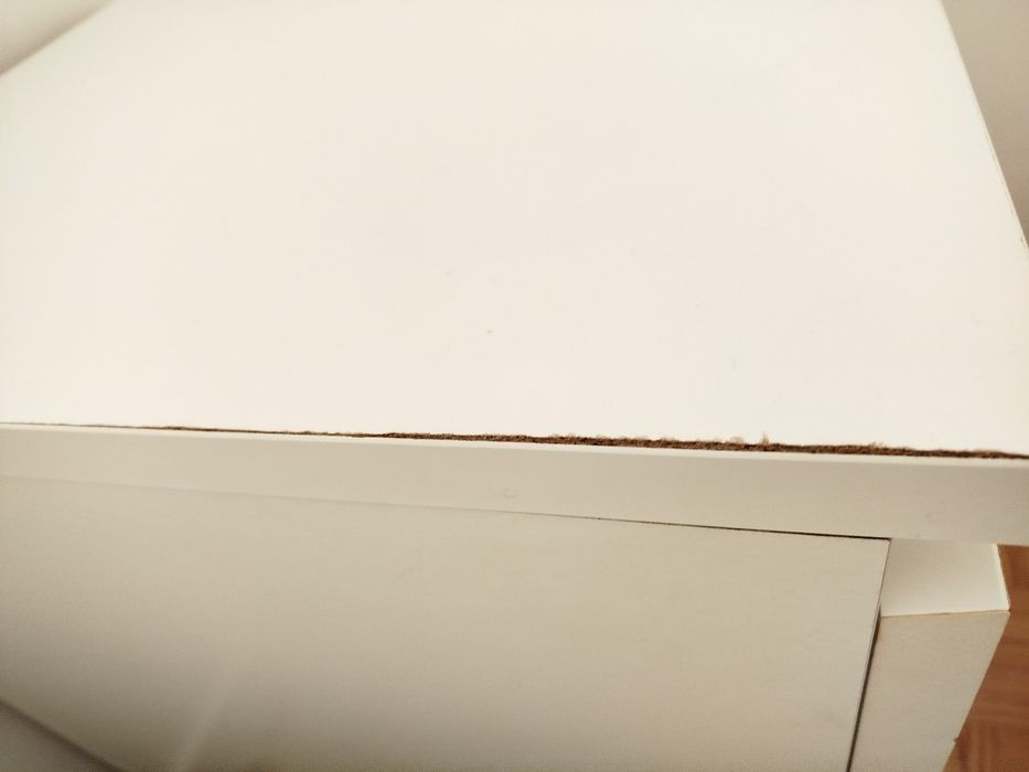 Mesa de cabeceira IKEA branca