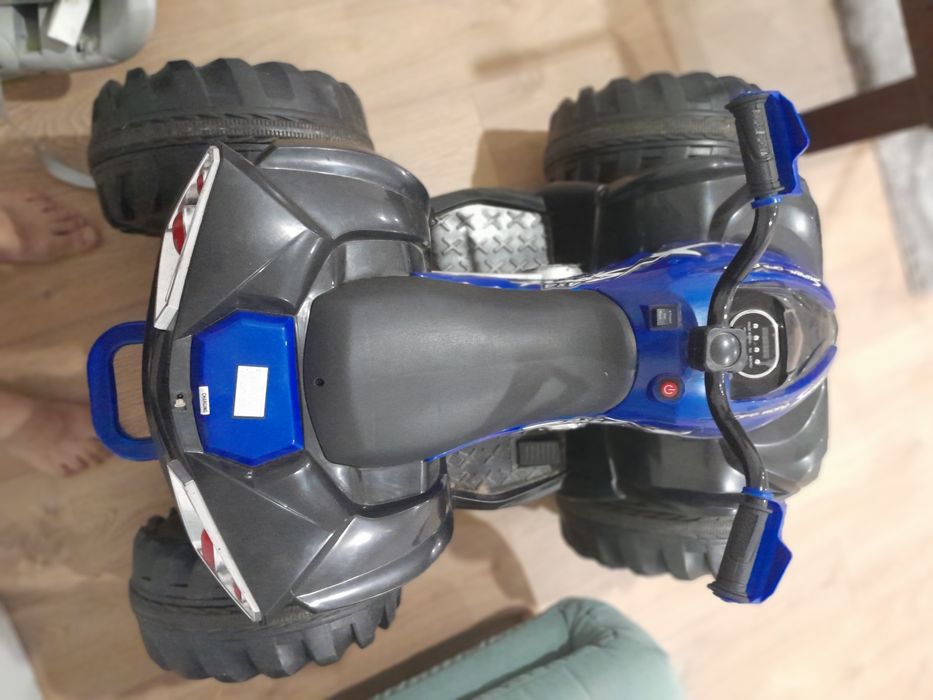 Moto 4 bateria criança