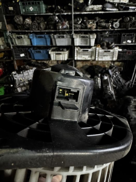 Моторчик, вентилятор пічки нісан патрол у61 nissan patrol y61