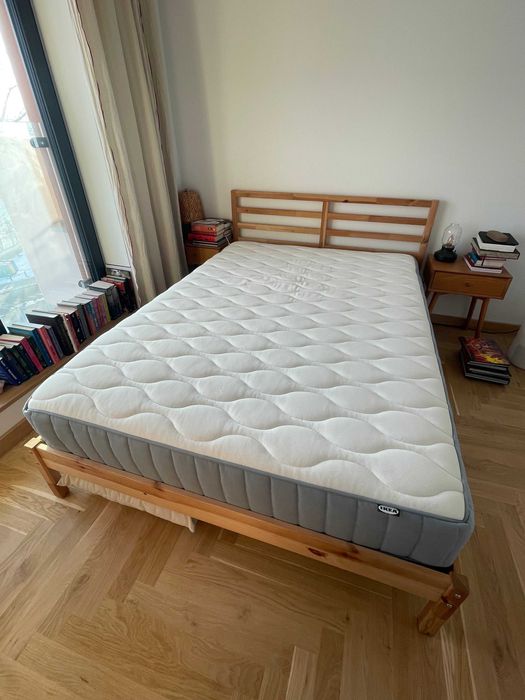 Materac VÅGSTRANDA + rama łóżka TARVA, 140x200cm