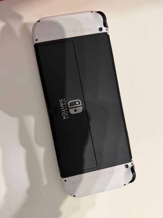 Nintendo switch oled jak nowa