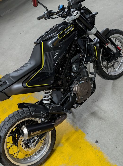 Husqvarna Svartpilen 401