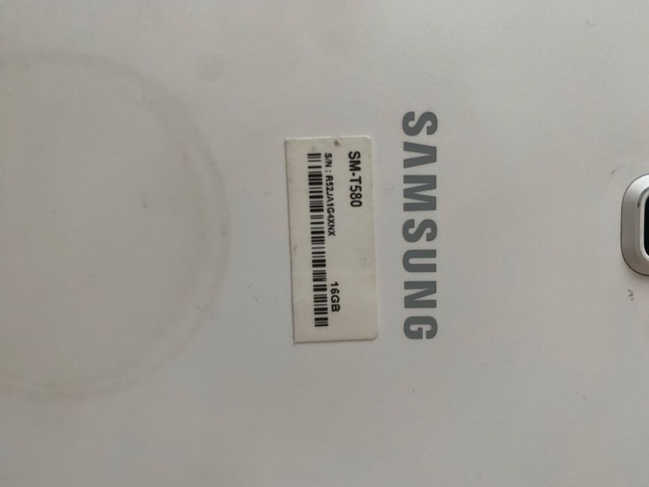 Планшет samsung SM-T580