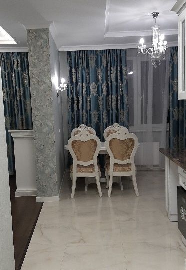 Студія 42 Кадорр, вільна з 23-25.07; з 13.08. Бронюйте заздалегідь.