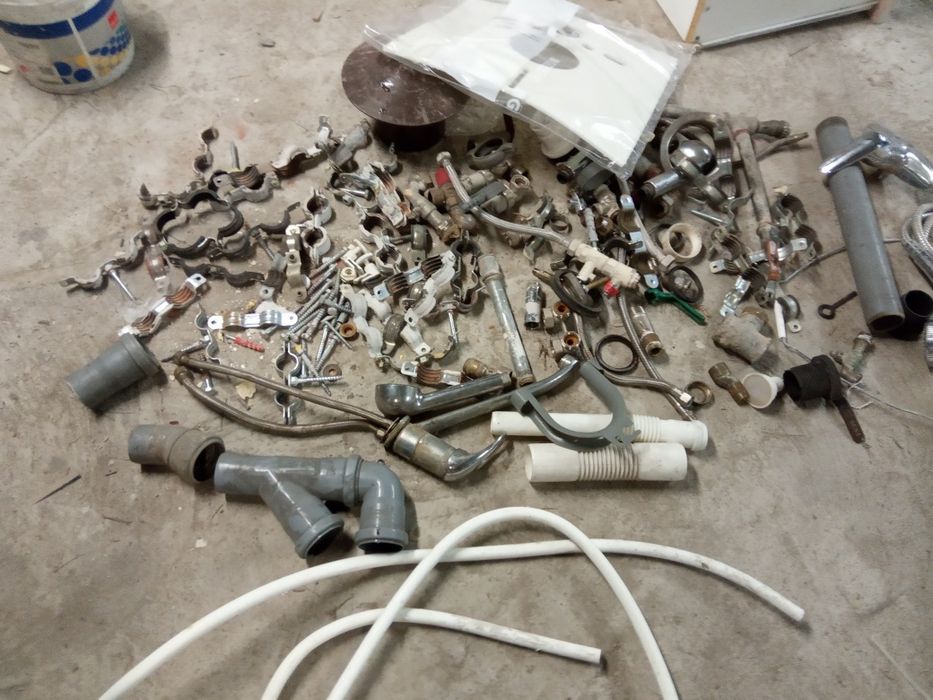 pozostalosci po budowie