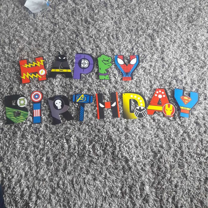 girlanda avengers,spiderman,batman,kapitan ameryka,hulk