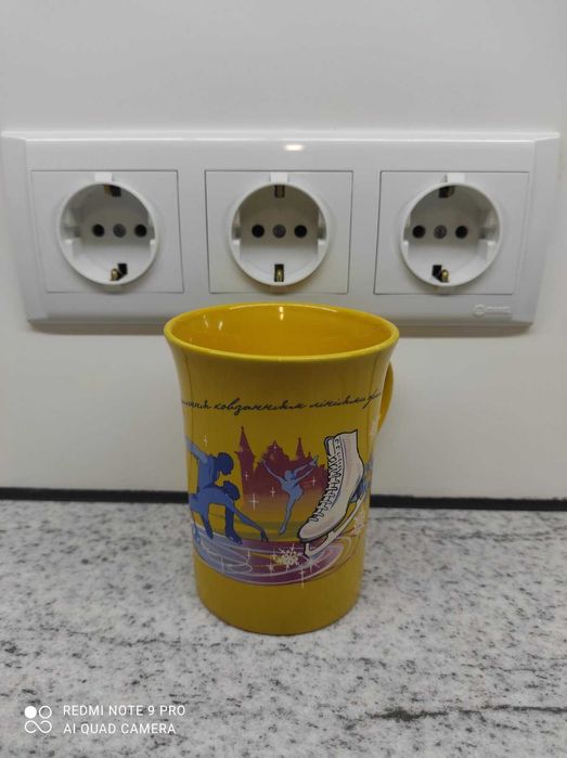 Чашка Lipton нова