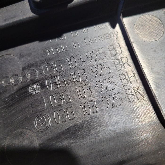 Osłona pokrywa górna silnika vw golf V jetta V 1.9TDI diesel 2007r BXE