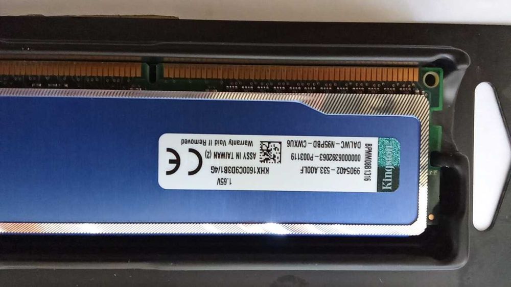 2 модуля памяти ddr3 Kingston HyperX по 4Gb