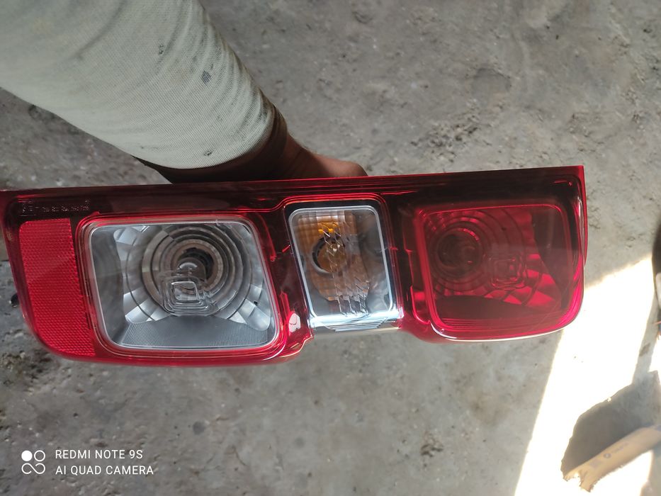 Farolim traseiro Isuzu d-max 2020