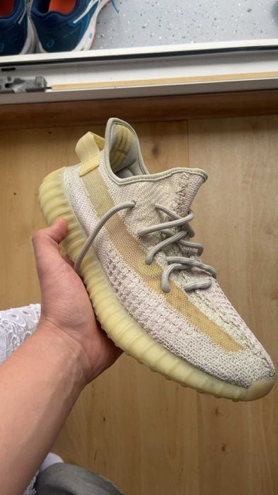 YEEZY Boost 350 V2 "Light" OG
