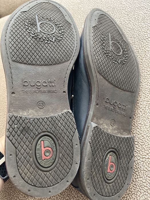 Buty Bugatti męskie  43