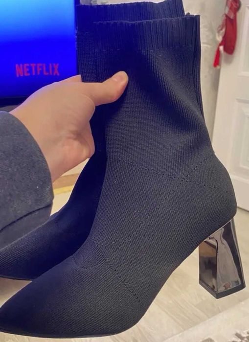 Botim meia de salto alto