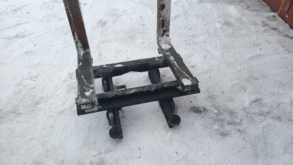 Paleciak sztaplarka widły 120 cm