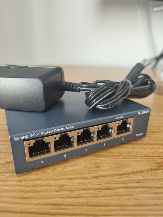 Switch Gigabit TL-SG105