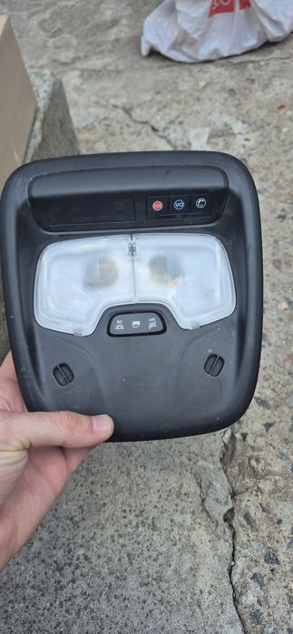 Плафон салона Шевроле треиблезер 21 года