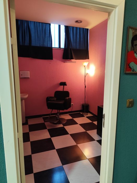 Gabinete arrendar Feijó Almada