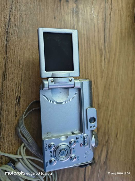 Canon PowerShot A610 | Uszkodzony na części / naprawy | Sprawny LCD, karta 256MB