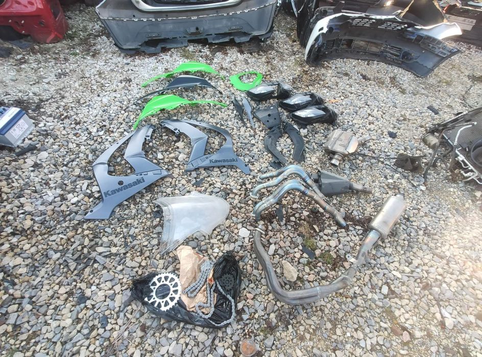 EU Lampa Owiewka Osłona Tłumik Kolektor Szyba Napęd KAWASAKI ZX10R 11-14 IDEAŁ