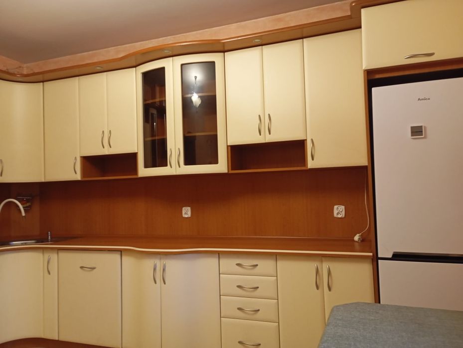 Meble kuchenne oddam