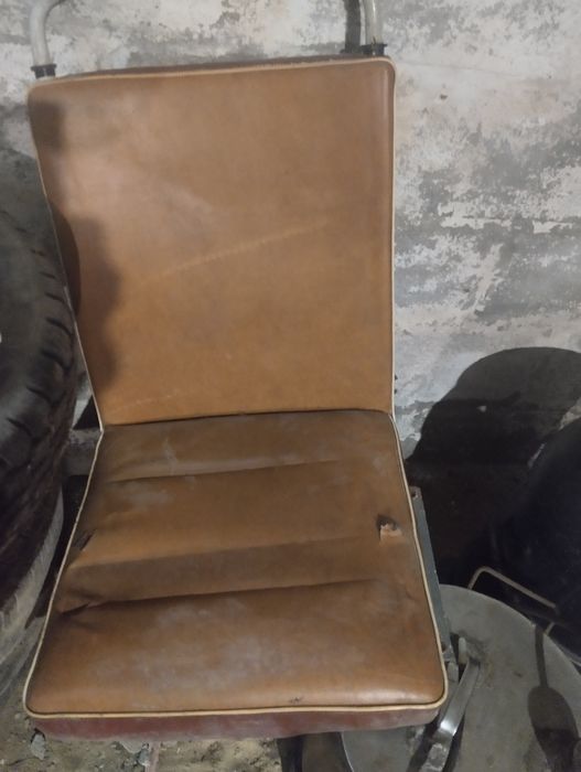 Автозапчастини, ..