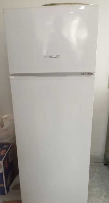 Vendo Recheio de loja de Gomas vários artigos preços negociáveis!