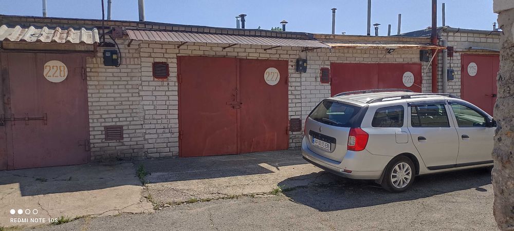 Капітальний гараж в кооперативі лада
