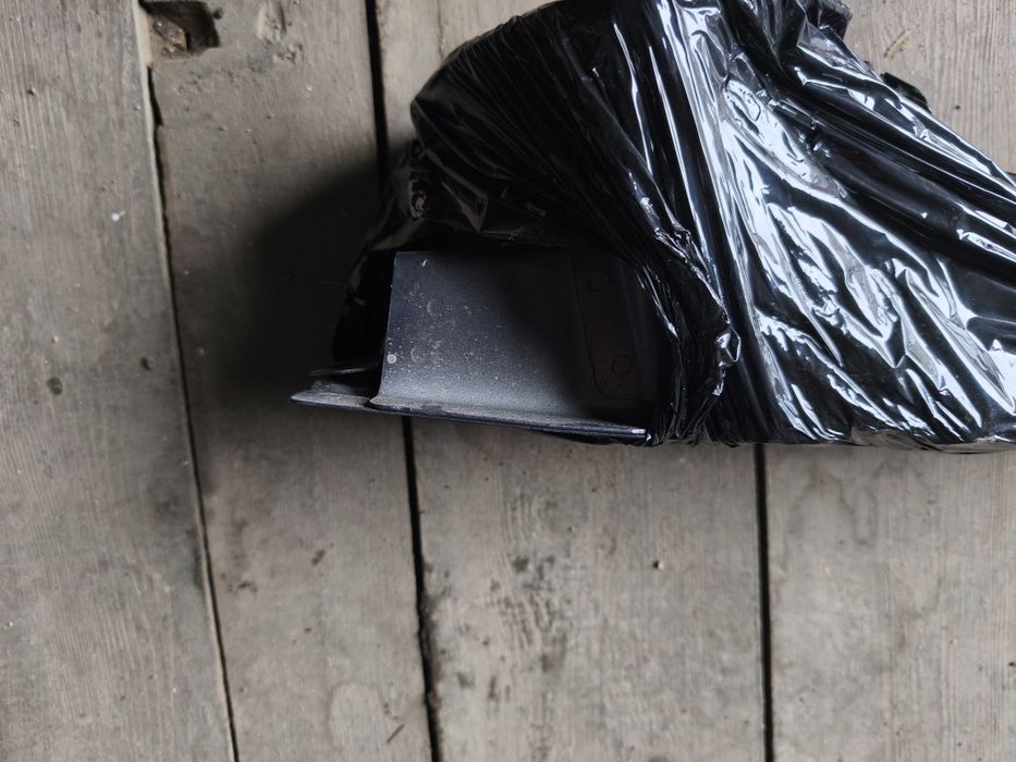 Підсилювач заднего бампера Субару форестер