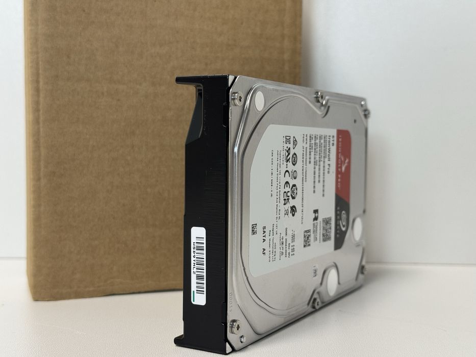 жорсткий диск Seagate IronWolf Pro 6TB ST6000NE000
