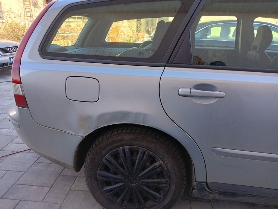 Sprzedam Volvo V50 2.0D