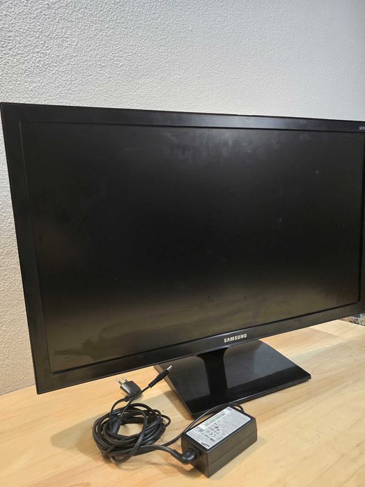 Monitor 27" Samsung S27E330H