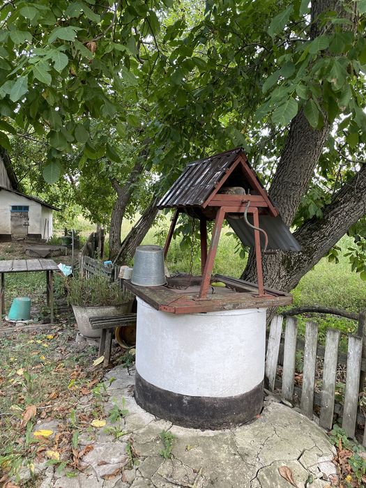 Продам будинок із земельною ділянкою! торг!