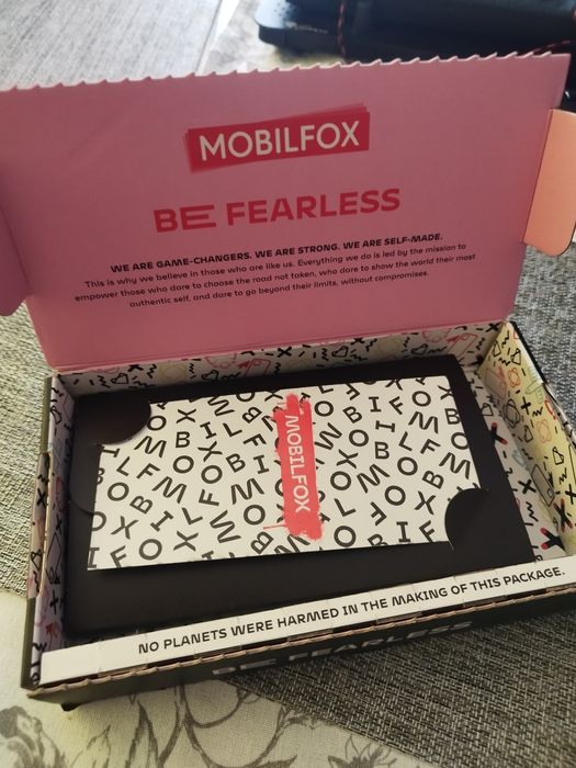 Etui i szkło Mobilfox do iPhona 12