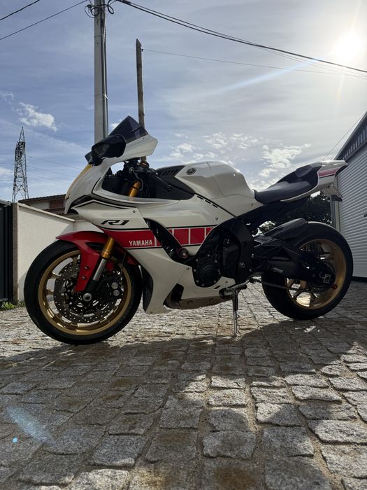 Yamaha r1 60th Anniversary! Apenas 5000 quilometros!