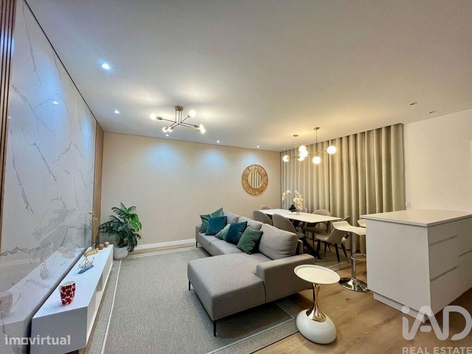Apartamento T2 em Ramalde de 71 m2