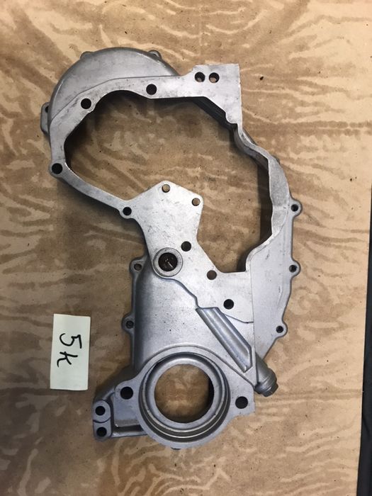 Pokrywa rozrządu Toyota 5K