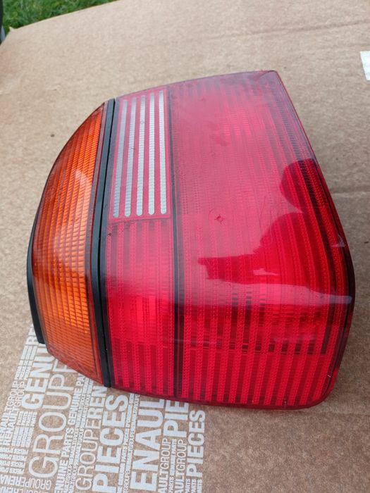 VW Golf III 3 HB hatchback lampa lewy tył lewa tylna