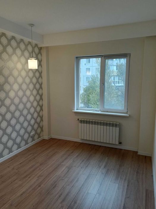 Продам 2х ком.кв. 60 м.кв. 2/4 с автономным отоплением на Благоева.