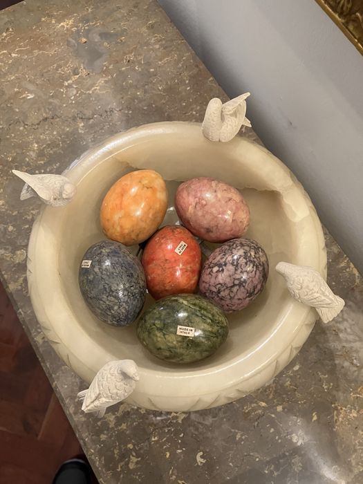 Credencia com espelho e apliques