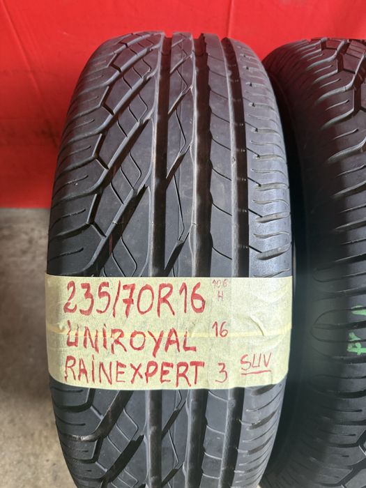 Pneus 235/70/16 Uniroyal Impecaveis