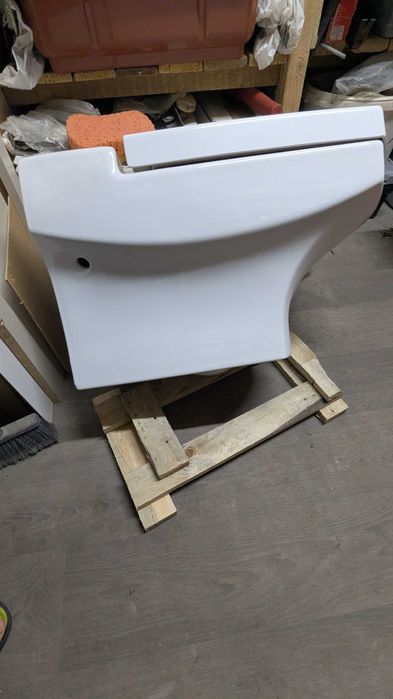 Продам унитаз Villeroy&Boch