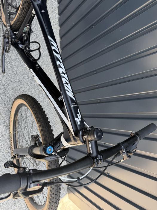 Ktm myroon carbono 29