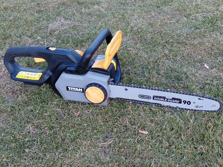 Piła łańcuchowa akumulatorowa Titan 36v35cm