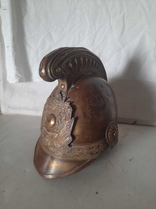Capacete antigo dos bombeiros franceses