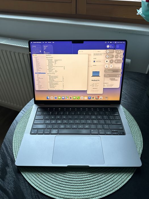 Macbook pro 14 cali 2021